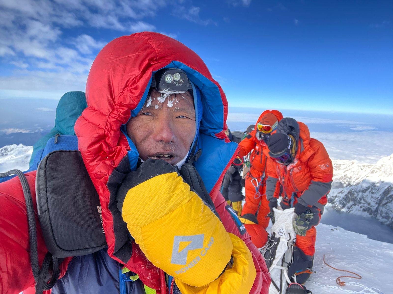 Sanu Sherpa nears historic triple summit of all 8,000-meter peaks